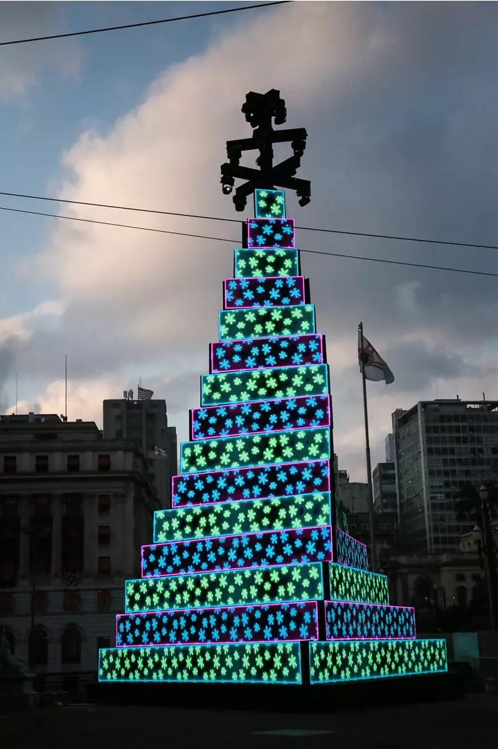 Associação Comercial de São Paulo promove o retorno do concurso Natal Iluminado, iniciativa que homenageia as melhores decorações natalinas da  cidade